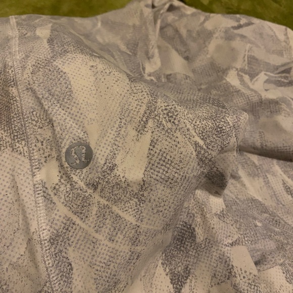 Lululemon Speed Up Legging, size 8 - Picture 2 of 5